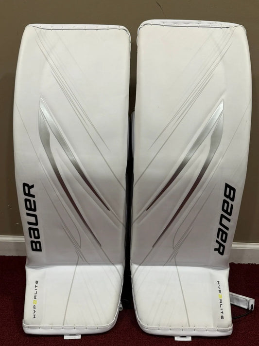 New Bauer Hyperlite 2 Leg Pads Size Large 35+
